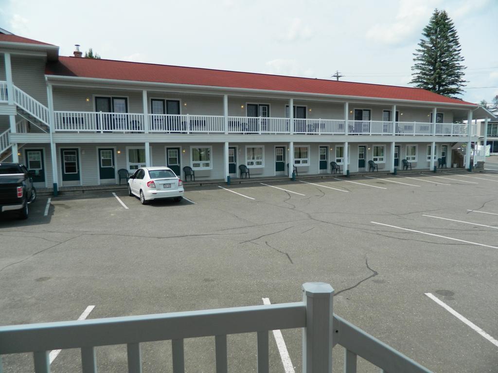 Hilltop & Restaurant