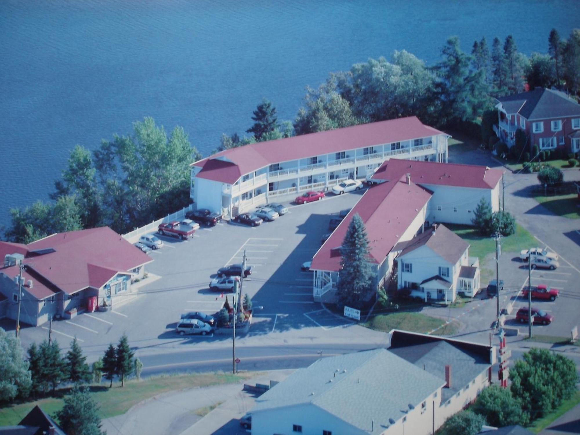 Hilltop & Restaurant Grand Falls